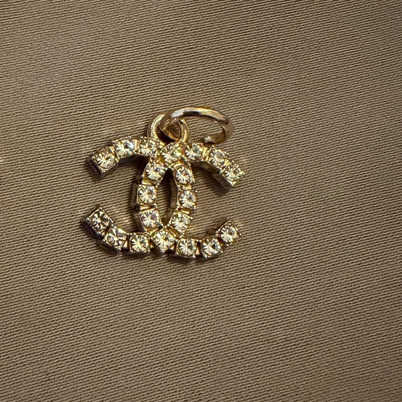 Accessories - Chanel Zipper Pull